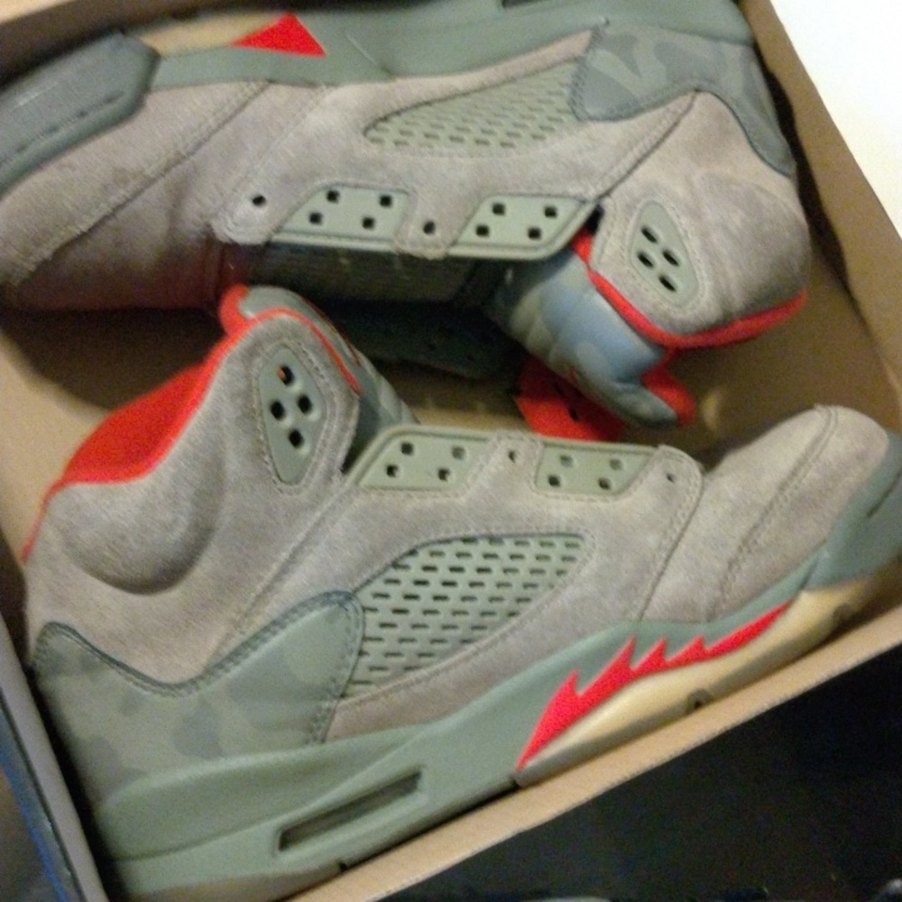 Jordons basketball shoes